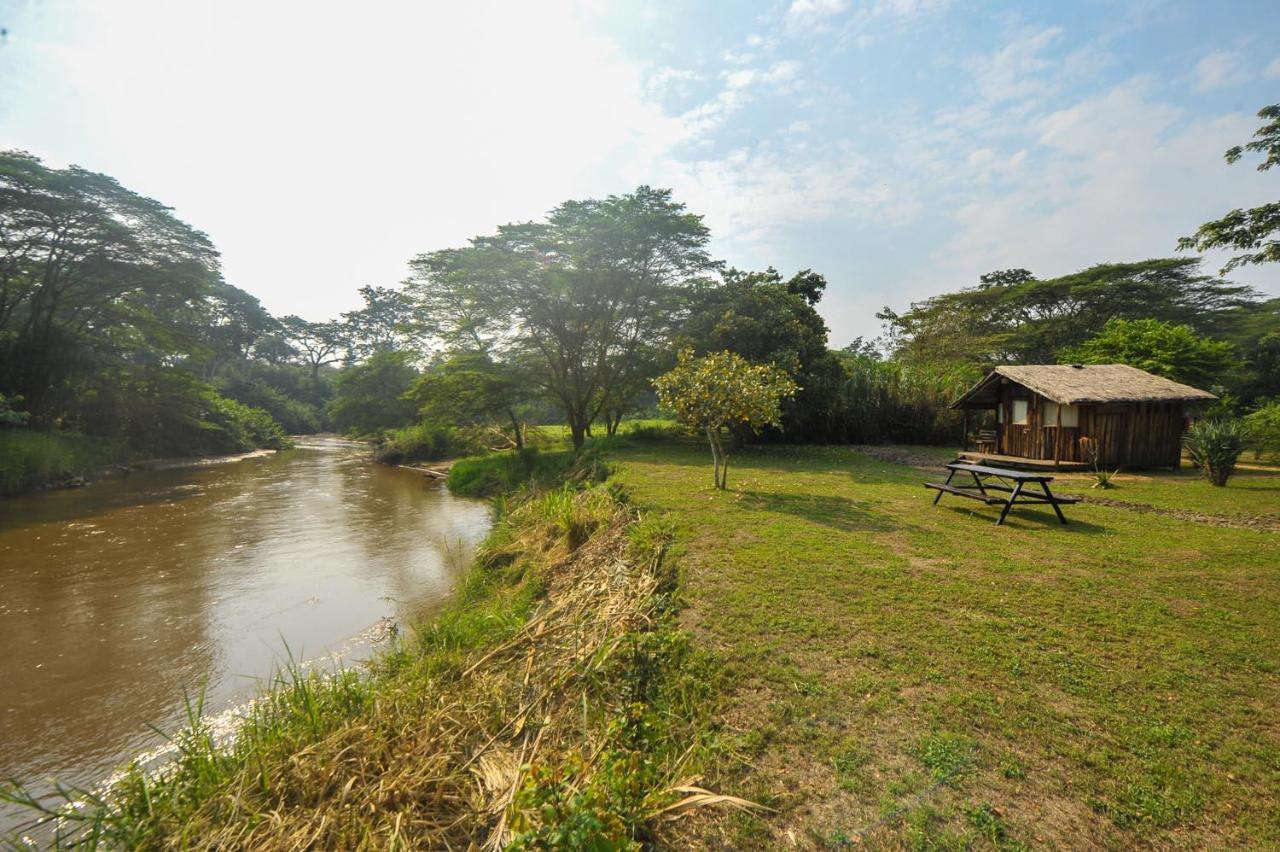 Bullbush River Camp Kihihi Экстерьер фото
