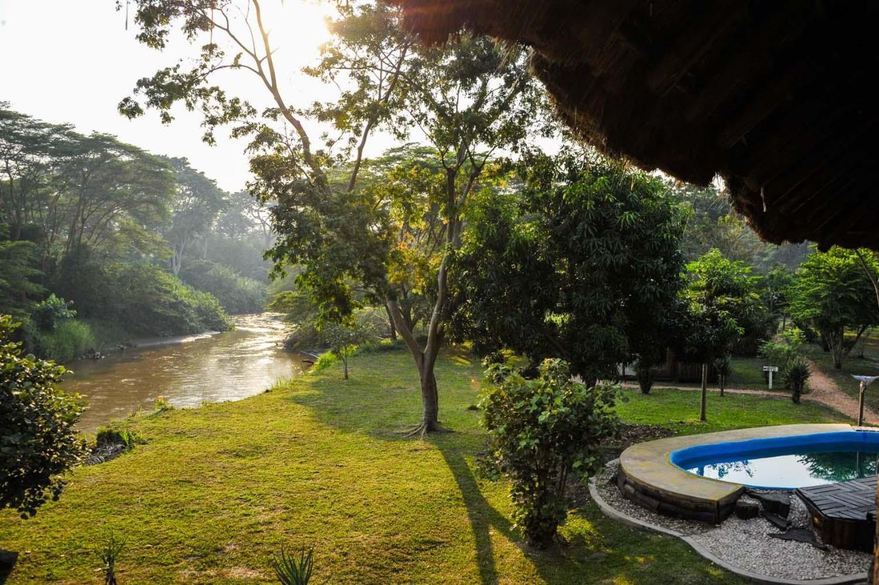 Bullbush River Camp Kihihi Экстерьер фото